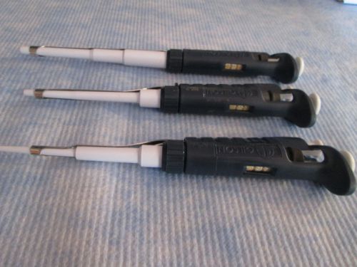 Gilson pipetman set micropipette pipet p20, p200, + p1000 calibrated lot 2 for sale