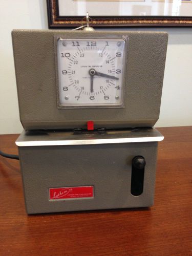 LATHEM 2104 TIME CLOCK EMPLOYEE PUNCH WITH KEY RECORDER