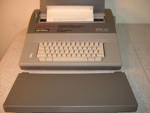 Smith Corona DEVILLE 580 Electric Typewriter  Spell Right DIctionary  Works!