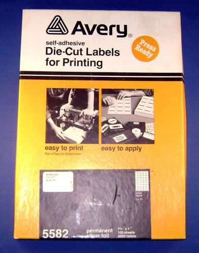 Avery No. 5582 Permanent Silver Foil Labels 1 1/2&#034; x 1&#034;, 5000 count, 100 Sheets