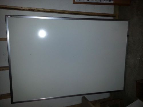 Dry Erase board - 6&#039; x 4&#039;