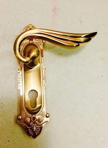 Delux bedroom gold finish lever door lock for sale