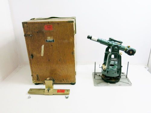 K&amp;e parargon jig transit model 71 1010 with wooden case in excellent condition!! for sale