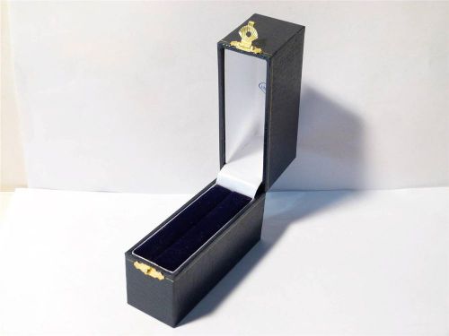 #B6 - Unused BRACELET / BANGLE Jewellery Box Display Navy Case Herbert Brown