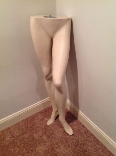 female mannequin legs
