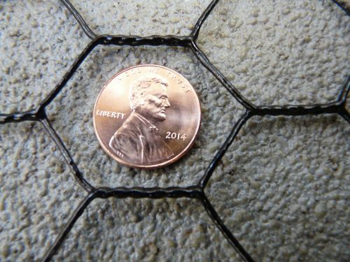 90&#034; Wide 1&#034; Hex 20g PVC coated woven chicken wire hardware cloth folded per foot
