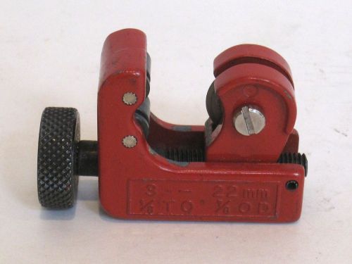 Mini tubing pipe cutter 1/8&#034; to 7/8&#034; o.d. 3 to 22mm works well smoothly small for sale