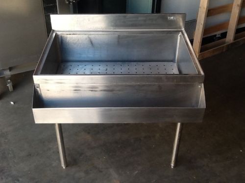 BACK BAR ICE TUB, USED, STAINLESS WITH A DRAIN PLATE, ICE DOWN TUB, NR!!!