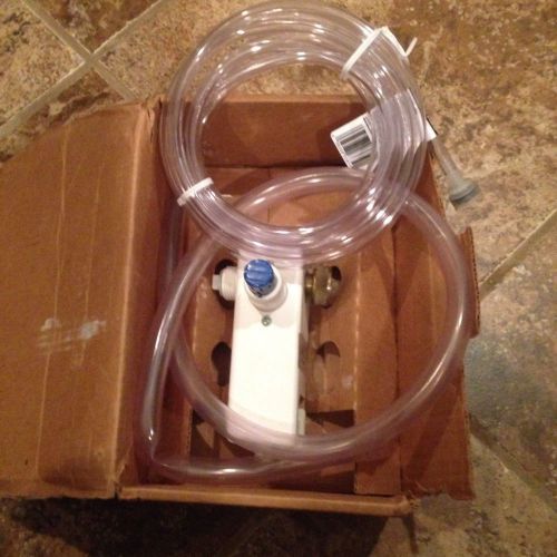 Dema  # 633B,4EL single station modular dispenser