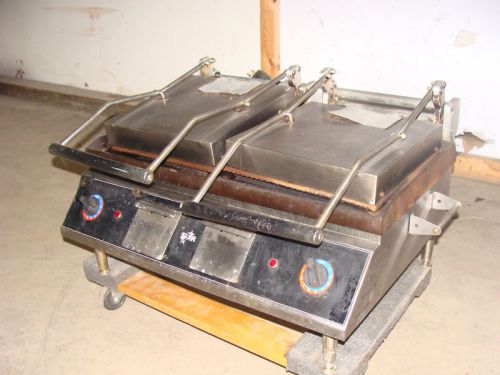 Star dual counter top electric commercial panini grill for sale