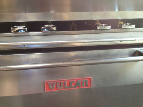 Vulcan 4 burner gas range w/ convection oven heavy duty series cooking equipment for sale