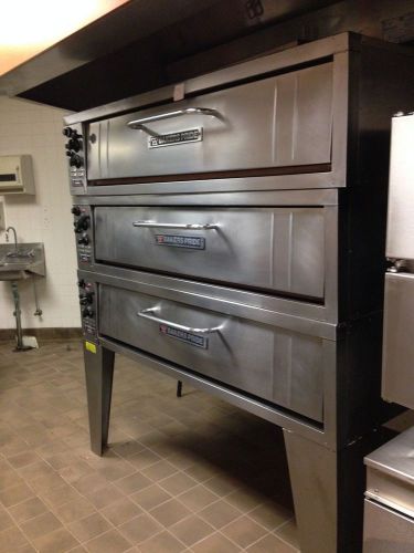 Commercial Kitchen Pizza oven