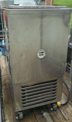 H&amp;K DIPPING CABINET Refrigerator/Freezer on casters. 115v 404 freon!