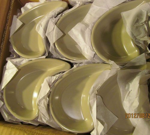 48 NEW CARLISLE 8&#034; MELAMINE 1/2 YIN/ TEARDROP PLATES 43456-77 FIRENZA GREEN