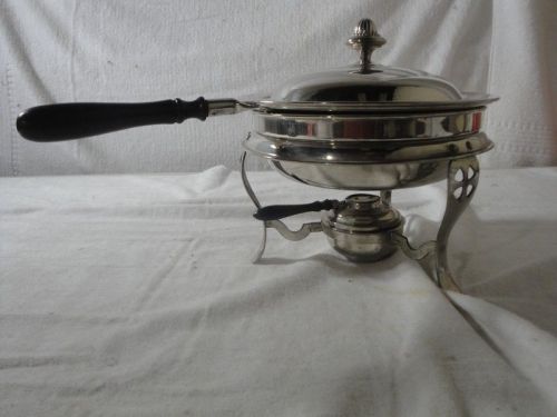 Rochester Stamping Works Chafing Dish With Cover 6 Piece Set, EUC