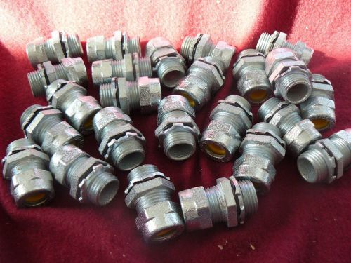 LOT of 24 -SR-504 1/2&#034; Strain Relief Connectors w/PVC Grommets &amp; KO Sealing Ring