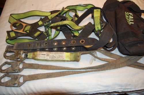 Fall Safe Safety Harness &amp; Double Hook Lanyard