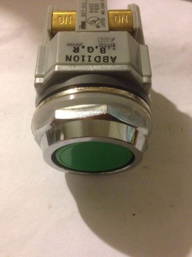 IDEC ABD110N-B,G,R PUSH BUTTON SWITCH  New No Package