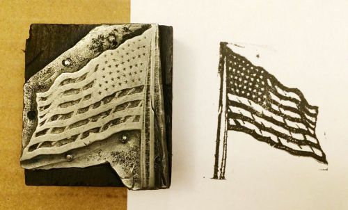 Antique Waving AMERICAN FLAG Wood Cut Letterpress Print Block 2&#034; x 1.75&#034;