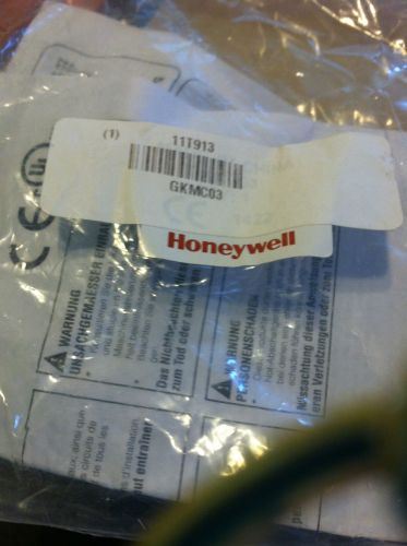 HONEYWELL MICRO SWITCH GKMC03 Switch,1NC1NO,BBM,M12Connector,SExit