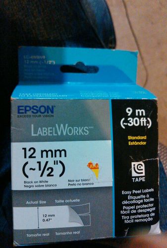 OEM EPSON LC-4WBN9 LABEL WORKS STANDARD TAPE CARTRIDGE 1/2&#034; X 30&#039; Black on White