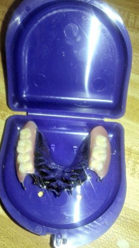 Used teeth retainer w/ case