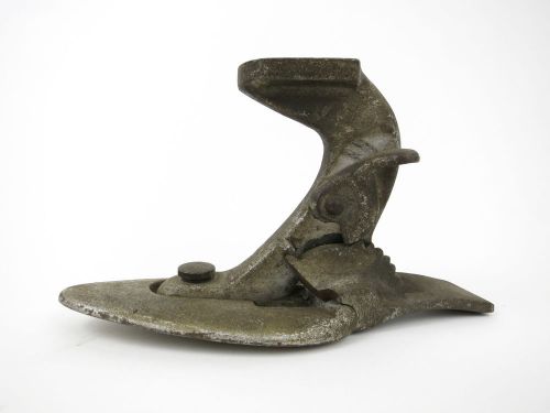 Antique 1920s cast iron lamac l7 shoe anvil tool form industrial cobbler vintage for sale