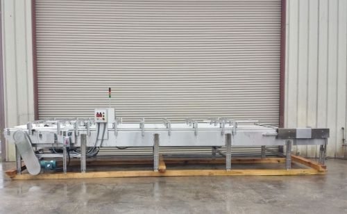 2010 – nercon 3 lane multi lane accumulation serge table / bottling conveyor for sale