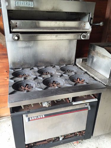 Garland Commercial Restaurant Gas Oven with six burners &amp; broiler  - NO RESERVE
