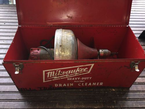 Milwaukee Heavy Duty Drain Cleaner w/ Original Red Carrying Case Model 0566-1