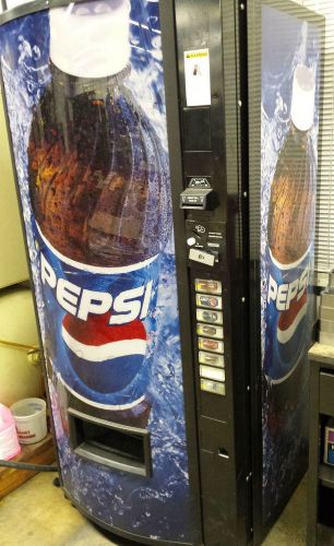 Vendo 576 VMax Drink Vending Machine