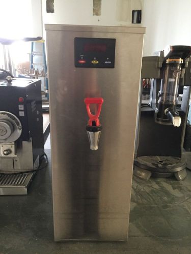 Curtis 5 Gallon Hot Water Dispenser WB5GT63000
