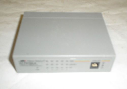 Allied Telesis 5 Port Fast Ethernet Switch AT-FS705LE w Power Supply