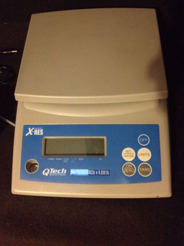 QTECH XRES DIGITAL COUNTING SCALE 3 LB