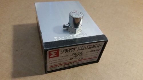 Endevco Accelerometer 2217E Piezo Transducer Calibration Vibration w/ Box Works
