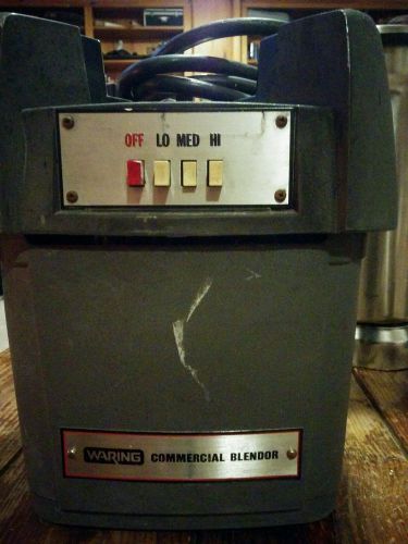 Waring Commercial Blender CB-6 Model 34BL22 - Works Well