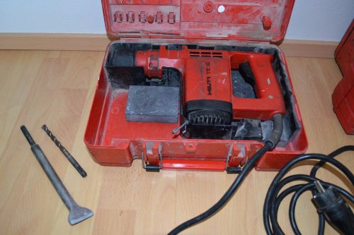 Hilti TE12 Rotary Hammer Drill Masonry Drill with metal case and 2 bits
