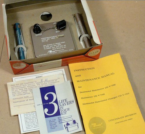 1960s? Atomic Nuclear Age CDV746 Radiation Measurement Dosimeter Ratemeter Kit