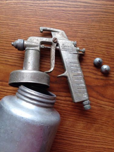 Vintage &#039;Speedy&#039; Paint Sprayer Model 112B- 3 Tips