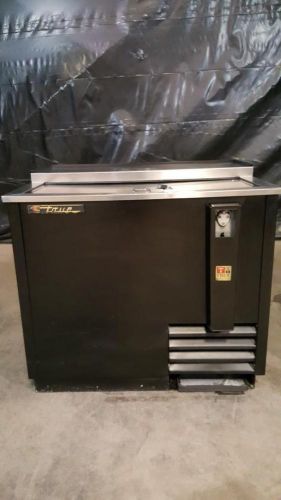 True td-36-12 37&#034; horizontal bottle cooler for sale