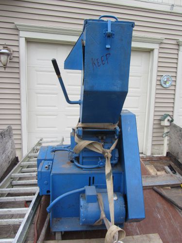 Plastic Shredder Grinder