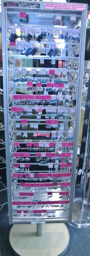 PROFESSIONAL CHROME NICKEL MATTE EARRINGS RACK TURNS ROUND WOOD BASE 850+ PAIRS