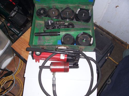 Greenlee hydraulic knockout punch set. With valuable extras.