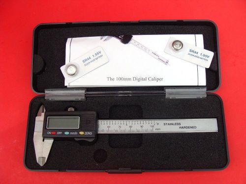 100 mm / 4 inch digital caliper with 2 new batteries   bm for sale