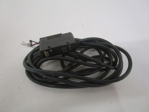 OMRON E3S-R61 PHOTOELECTRIC SENSOR SWITCH *USED*