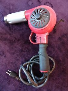 Milwaukee MHT Products Model 750 Heat Gun Tool 50/60Hz 120 VAC 14 Amp.