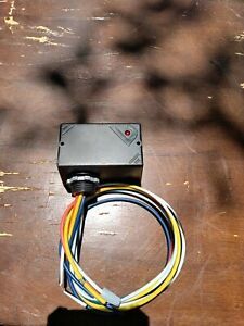 ZL0001-0B  Victory 100 SPDT Enclosed Relay 10 Amp Max.