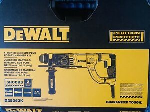 DEWALT D25263K 1-1/8&#034; SDS Plus Rotary Hammer Kit Corded