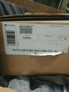 Cooper Metalux 4VT2-LD5-8-DR-UNV-L850-CD1-WL-U Vaportite Fixture Free Shipping