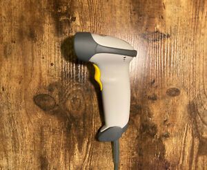 Symbol LS2208 Handheld Barcode Scanner LS2208-SR20001R-KR w/ USB Cable